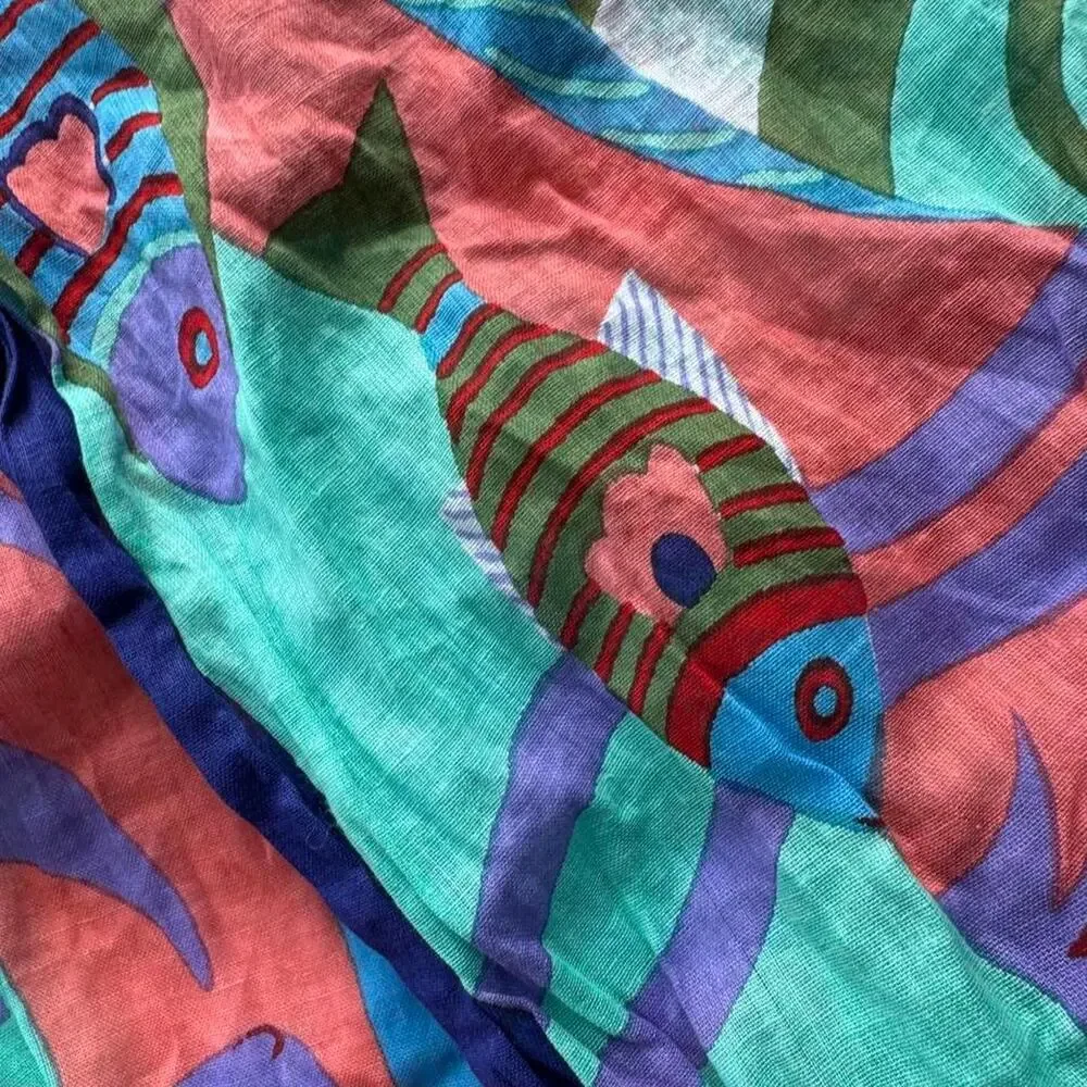 Vintage 100 cotton fish print